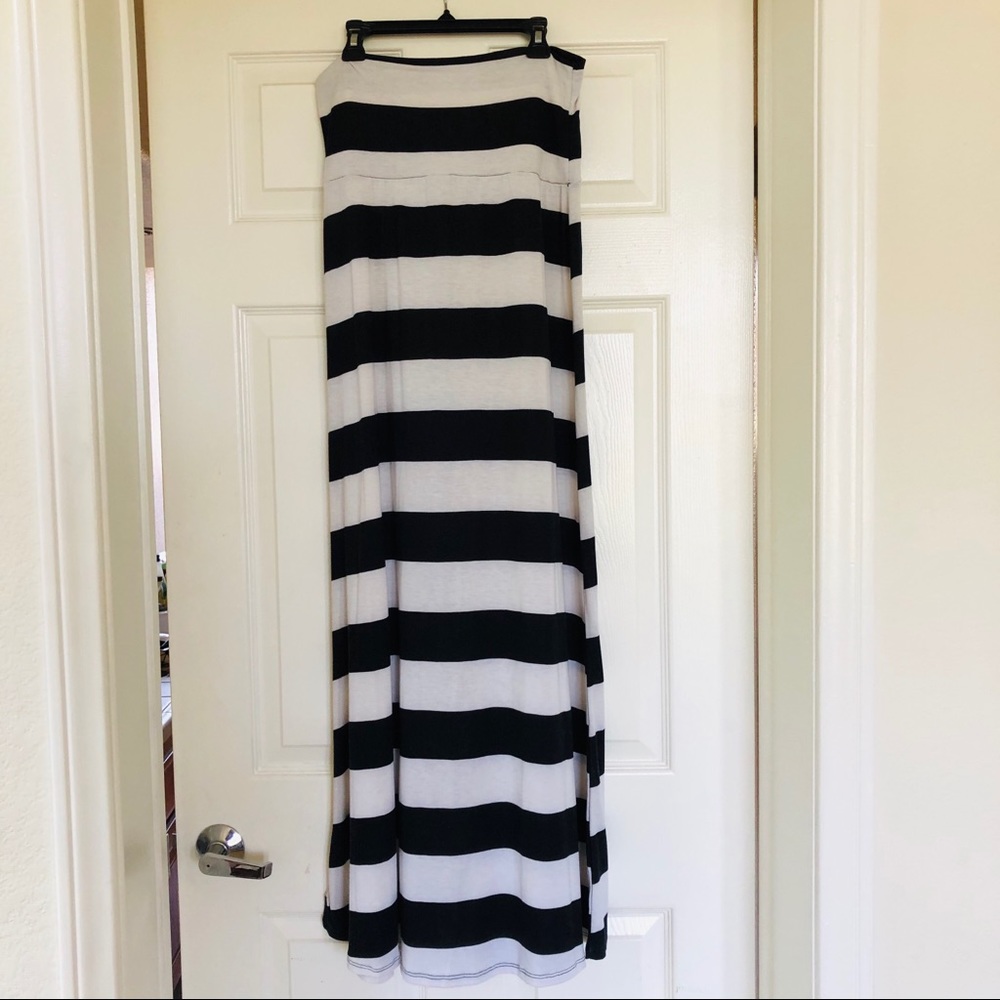 Cute black and white striped dress or skirt